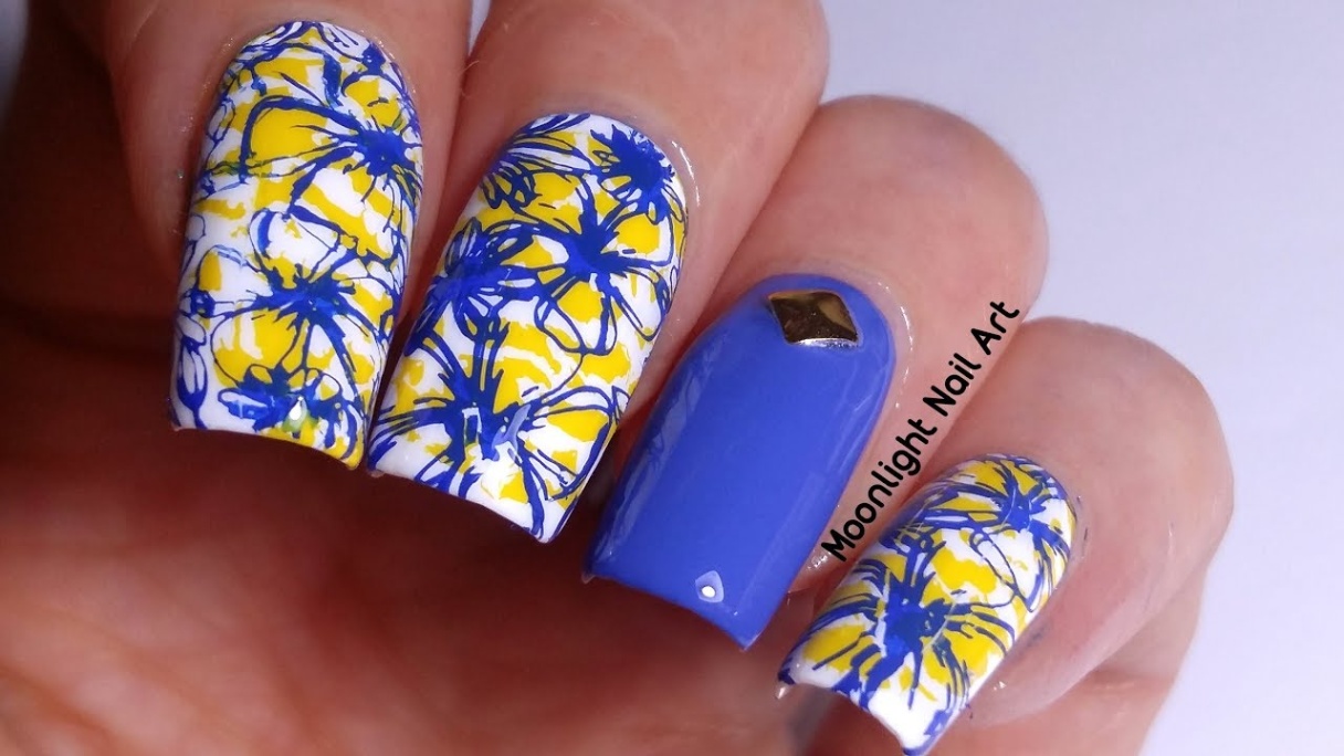 blue and yellow nail art designs Bulan 4 FLOWER NAIL ART IN BLUE & YELLOW - Double Stamping Tutorial